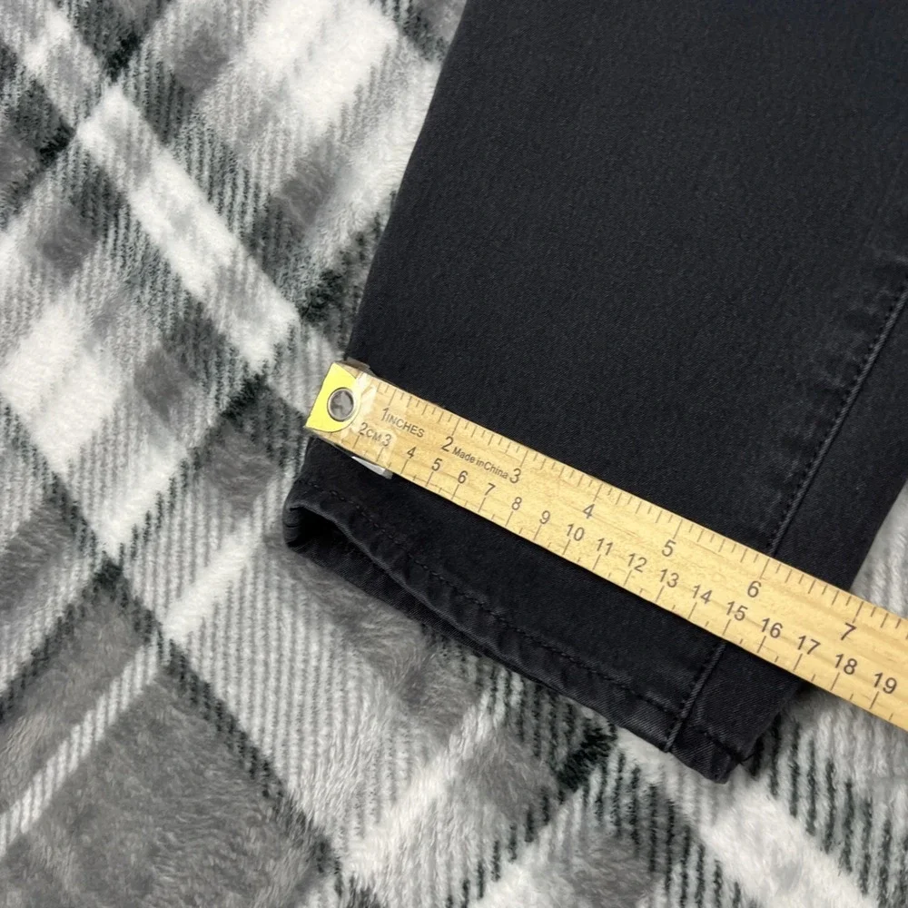 Levis Premium‎ Chino Pants Mens 31x32 Black Performance Stretch Water Repellent